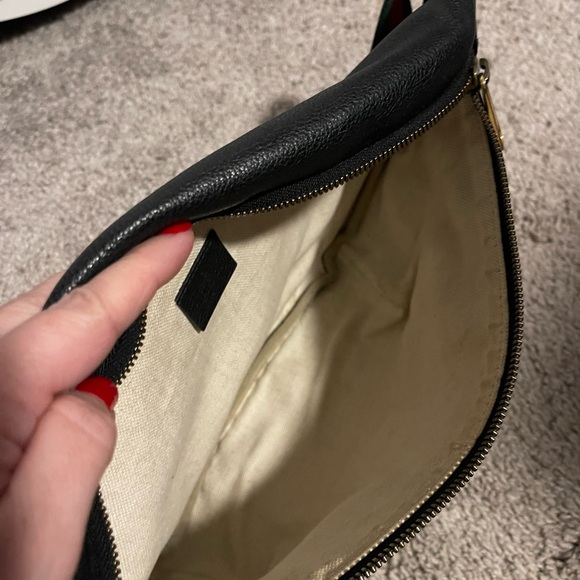 Gucci Black Leather Belt Bag - Picture 5 of 13